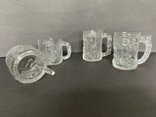 Load image into Gallery viewer, 1995 McDonald&#39;s Batman Forever collectable glasses NWOT - Batman, Robin, Two-Face &amp; Riddler
