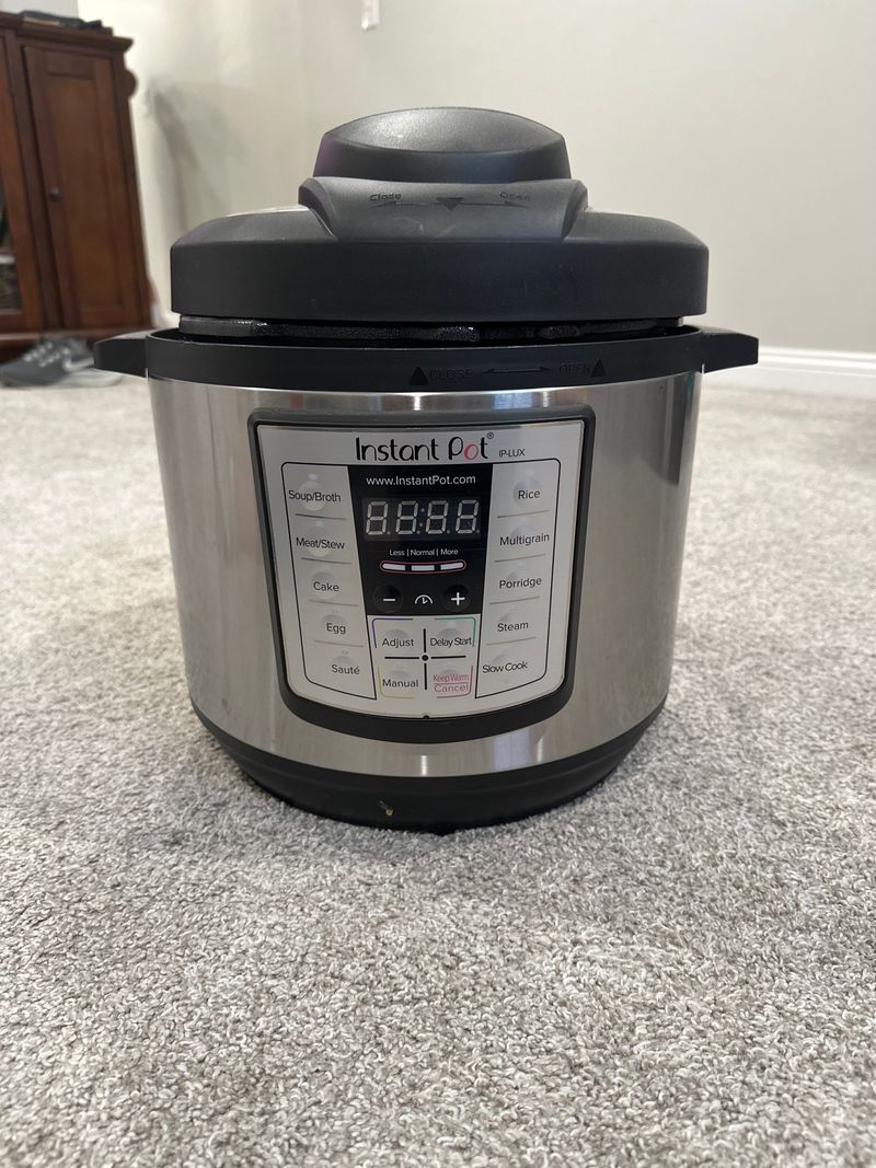 Instant Pot 8Qt  Small Appliance