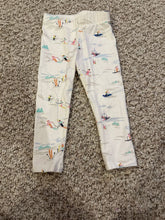 Load image into Gallery viewer, Janie and Jack 2T Ski Themed Leggings 2T
