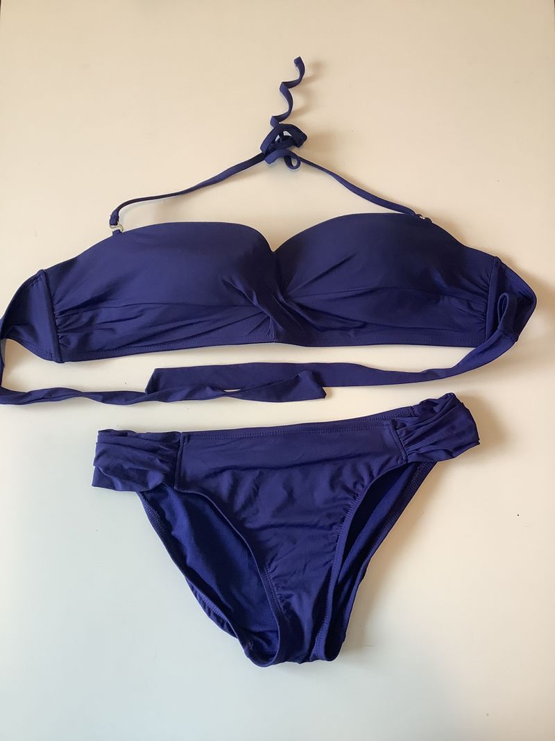 Stylus Navy blue bikini, top large, bottoms medium Women's - L
