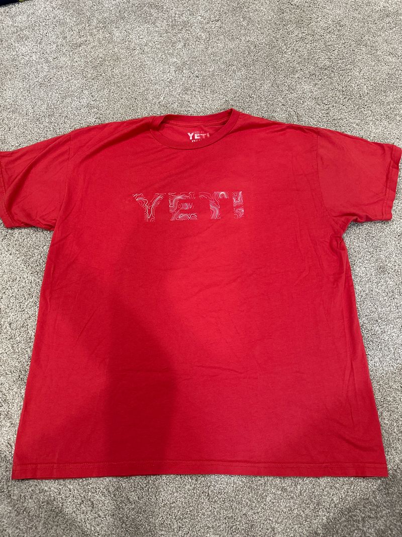 Red Yeti shirt  Men's - XXL