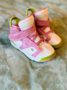 Jordan Pink white and green Air Jordan sneakers 8 (Toddler)