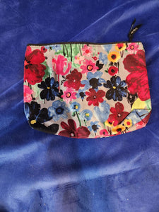 Thirty-Oke Water paint flowers cosmetics bag