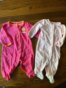 Carters Girls Footed Pajamas Button up style. Hot pink says Daddys Princess 6 Months