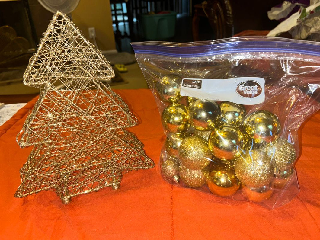 Christmas Gold Wire Tree w Gold Ornaments