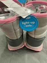 Load image into Gallery viewer, Carters snow boots NWT pink/gray 4 (Toddler)
