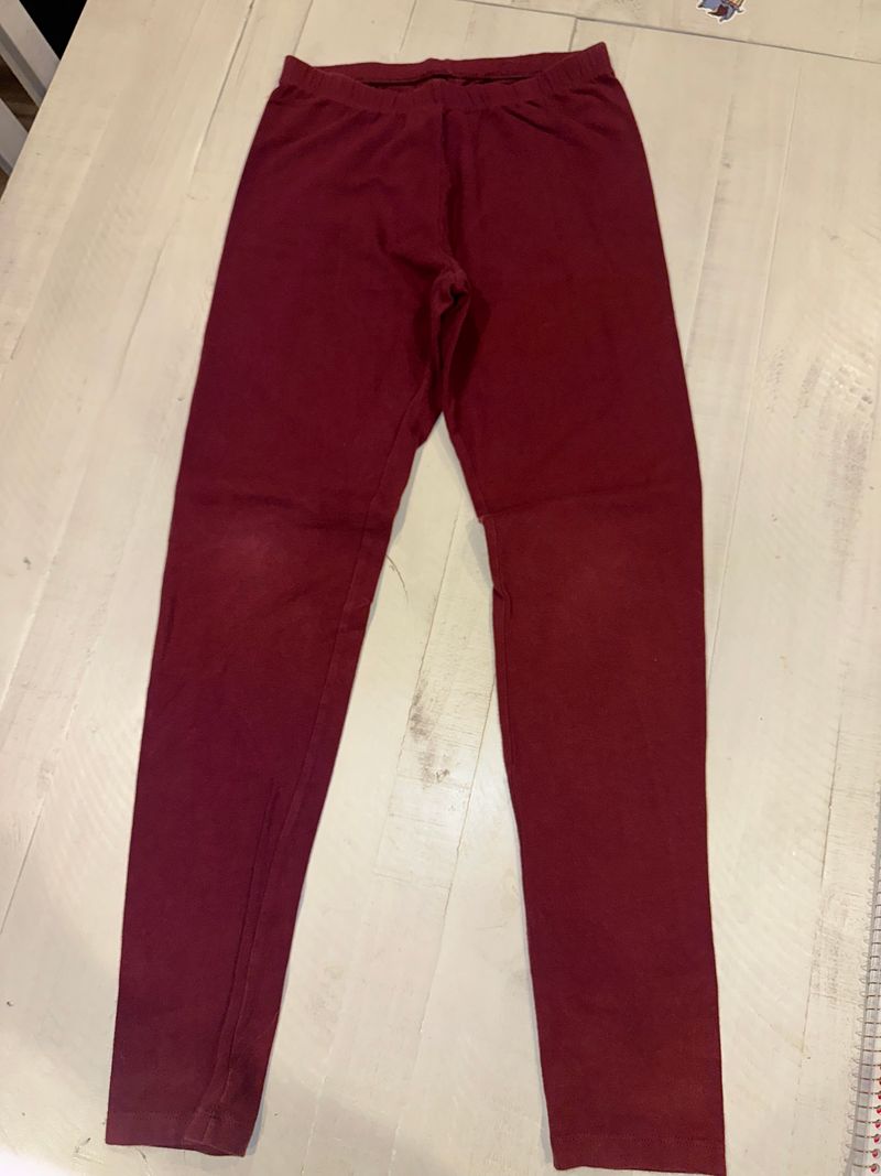 Cat and jack Burgundy leggings 14