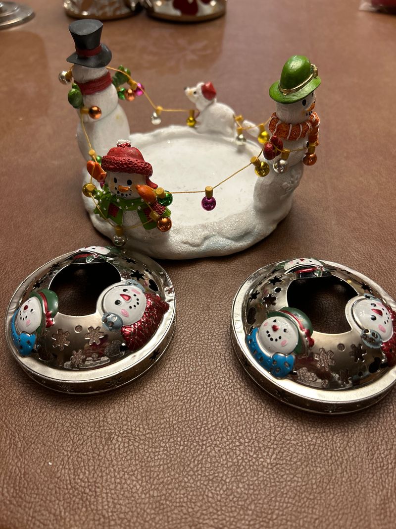Yankee Candle Snow man candle holder and two lid toppers