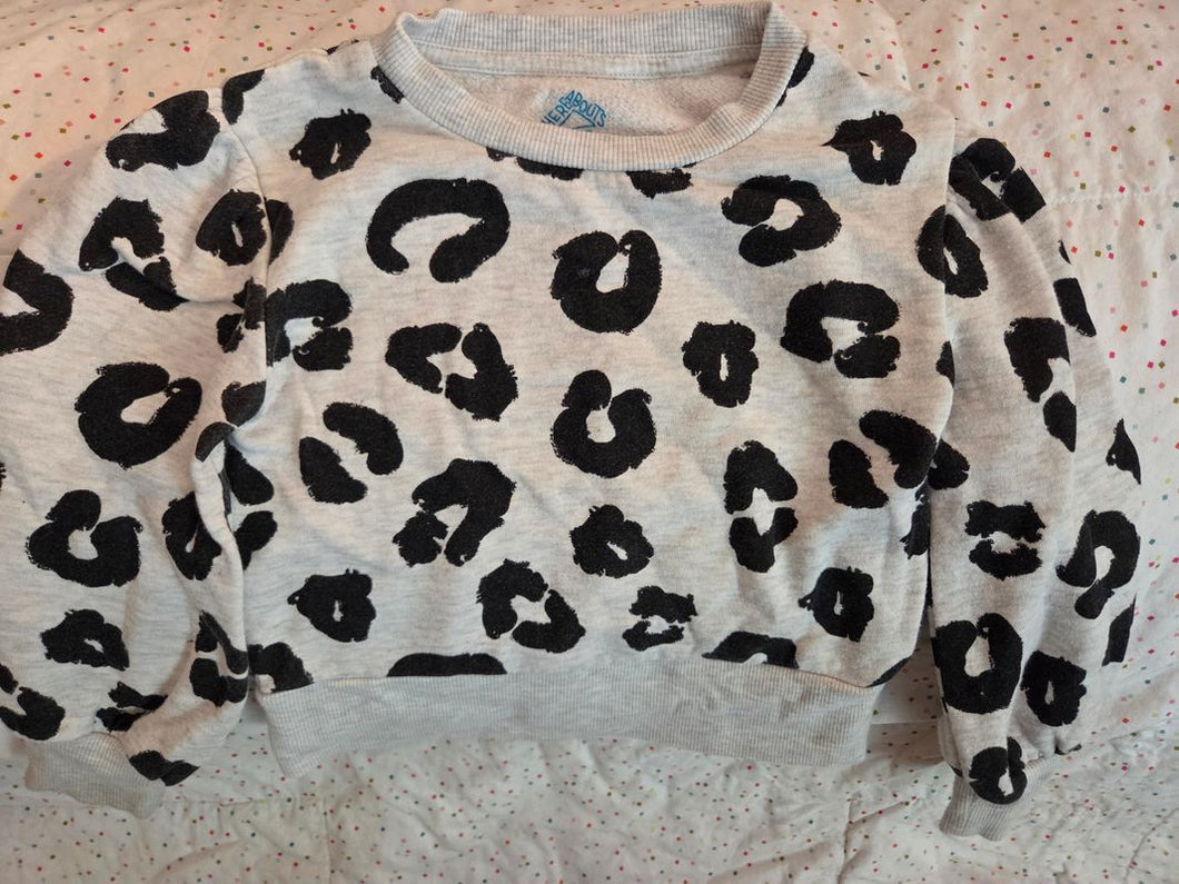 . Sweatshirt spots 4T