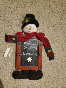 Chalkboard Christmas countdown snowman