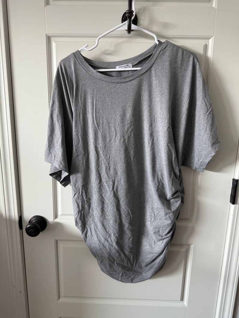 - Grey rouched side top Women's XL 16