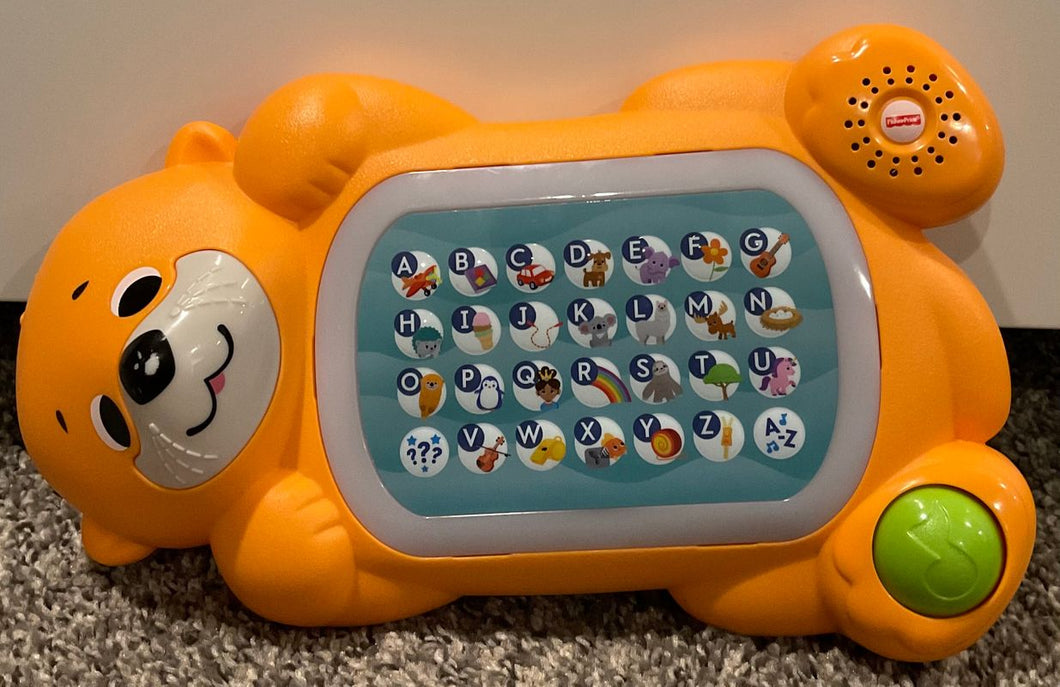 Fisher-Price Linkimals A to Z Otter - paint missing from nose Educational