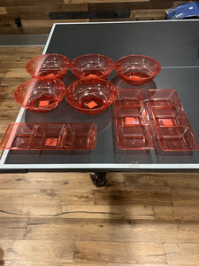 Serving containers/ red lrg bowls & divided 8 serving containers great for Christmas holiday parties