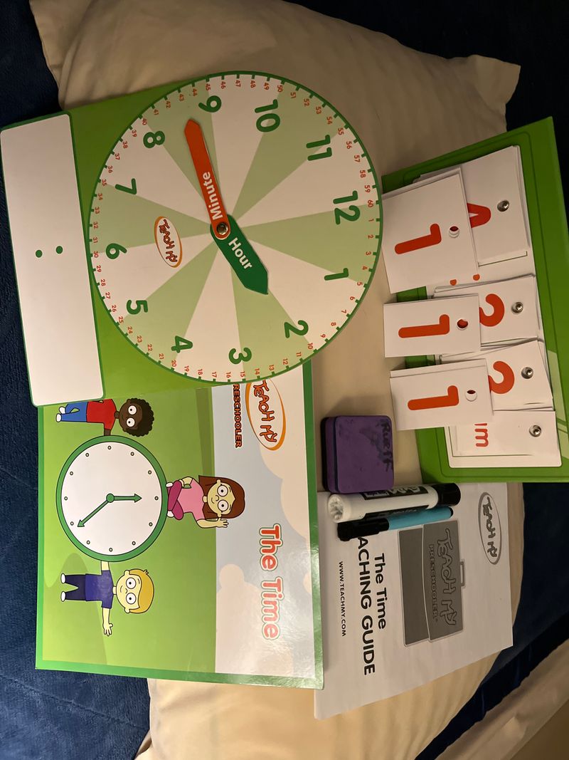 Teach my Preschooler Teaching how to tell time/preschool/dryeraseboardw/markers Educational