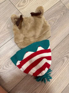 2 holiday hats 3 and 12 months