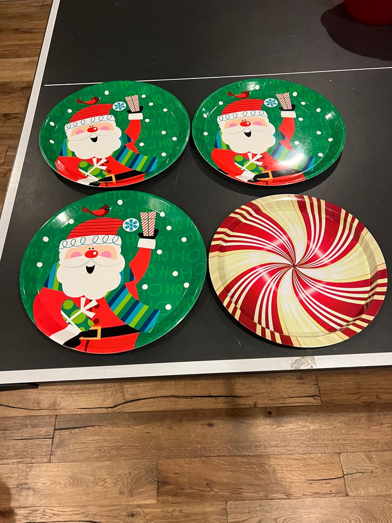4 Christmas platters 4 platters great for Christmas holiday parties