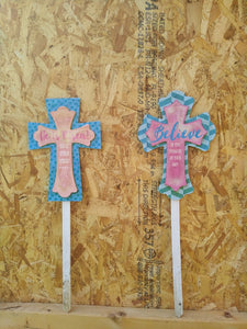 2 yard stake signs Crosses. Easter themed.