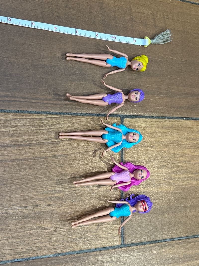 --- 5 Mini Doll Figure Set - 3 1/2 inches tall