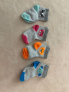 ------- 4 Pairs of Stripe Animal Socks Girls
