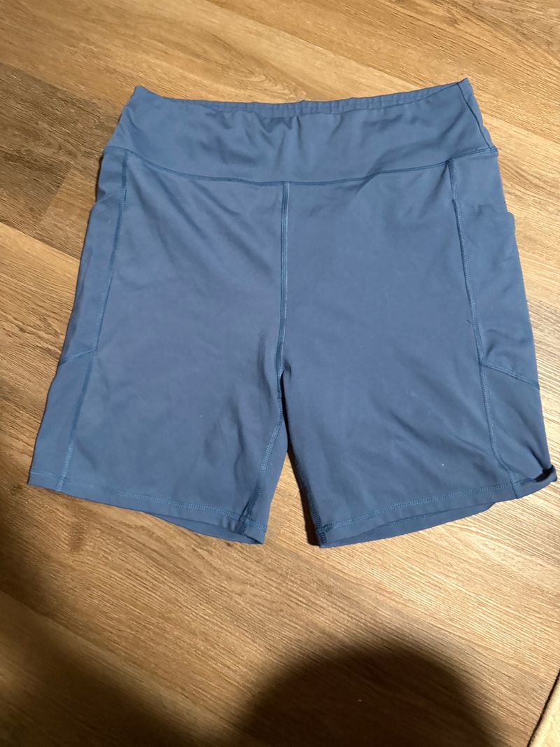 Aerie Bike shorts with pockets Women's - XXL