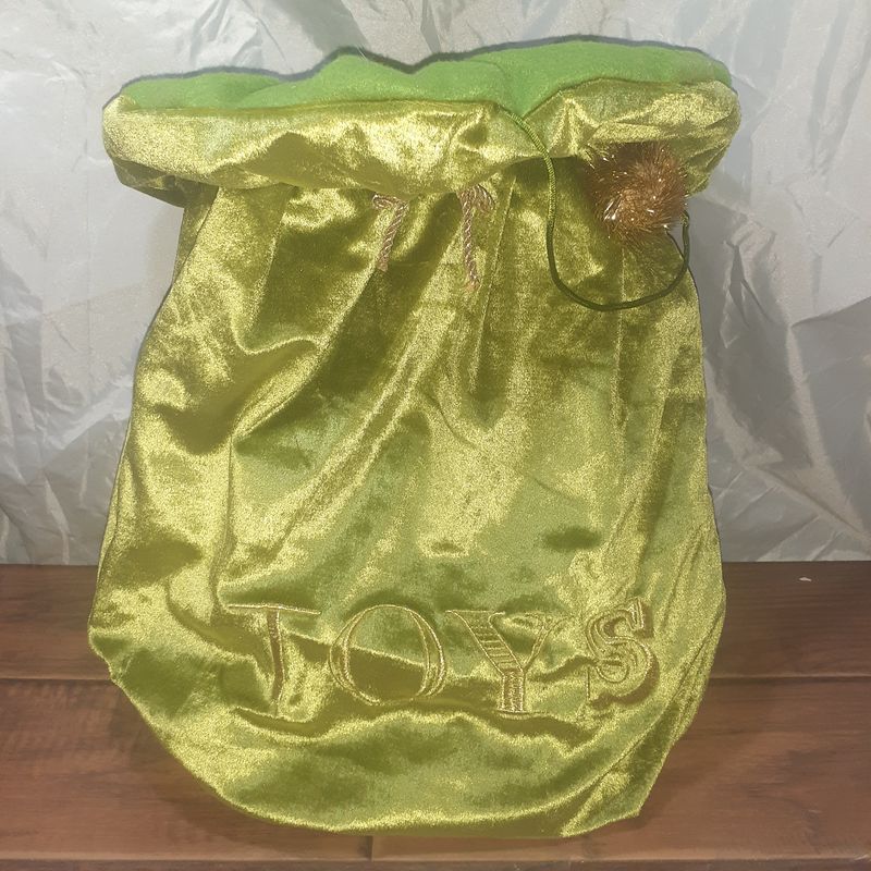 green xmas toy crinkle bag 15