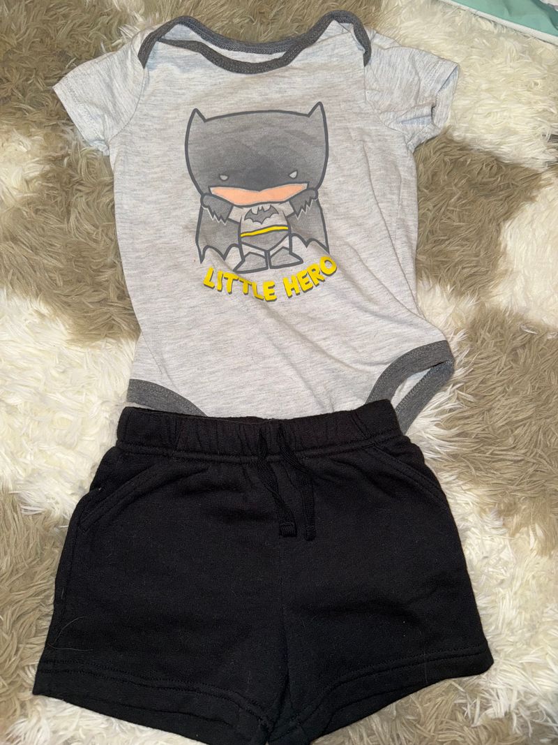 DC and Jumping beans batman onesie and black shorts 18 Months