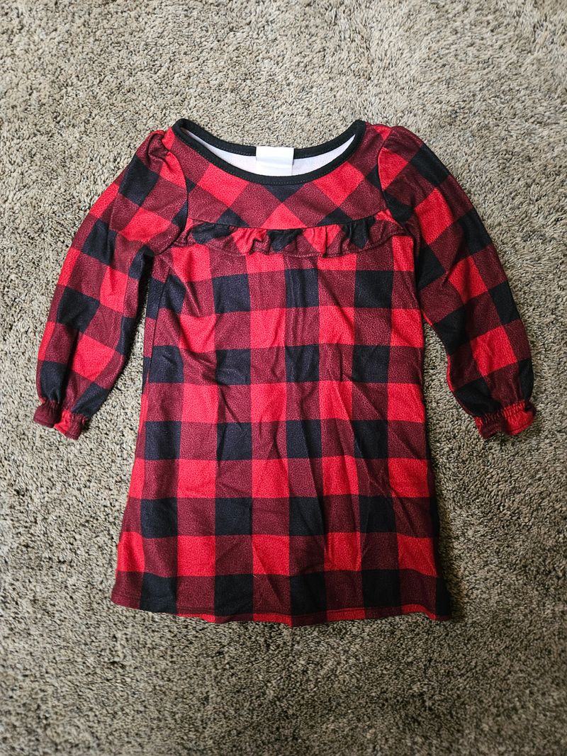 Wondershop by target Red & black plaid nightgown 2T