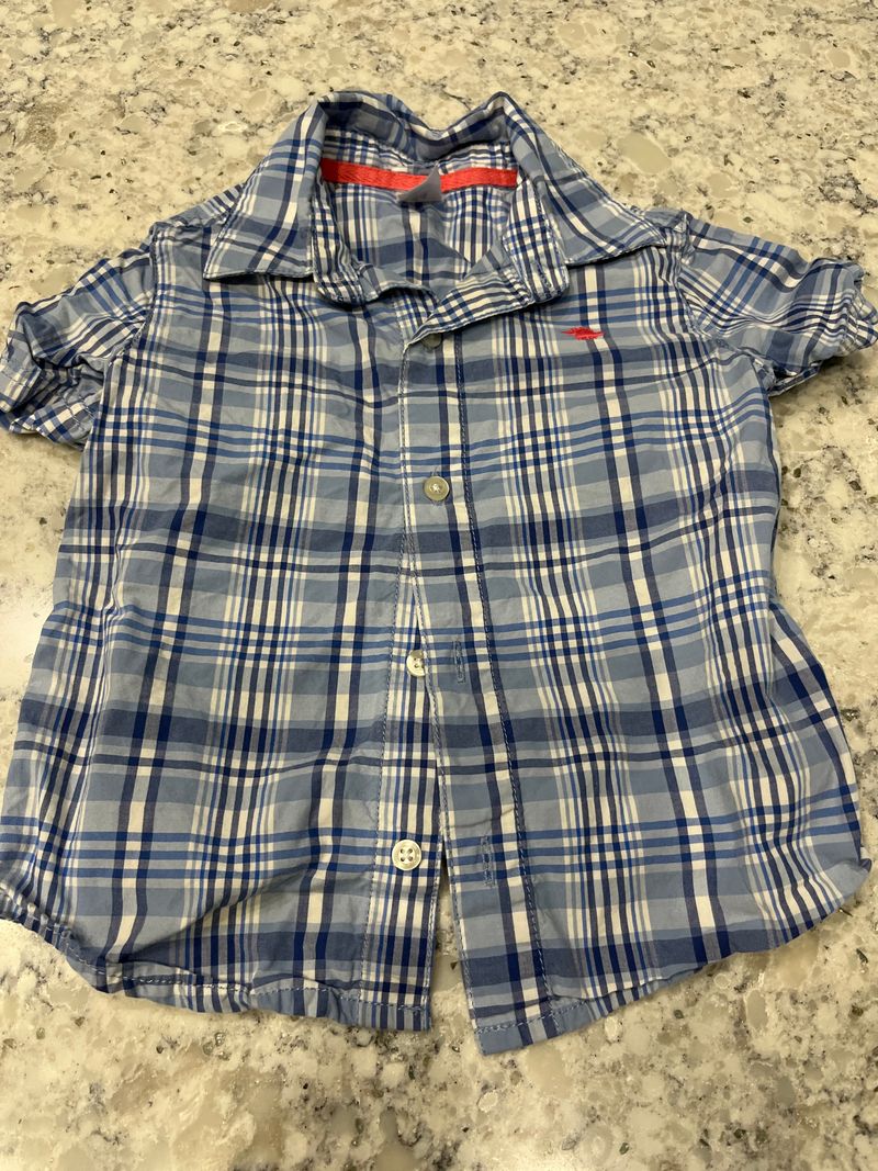 Carters Button up 2T