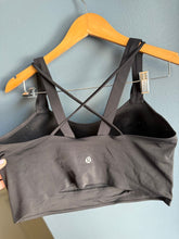 Load image into Gallery viewer, Lululemon Black lululemon sports bra Women&#39;s - L
