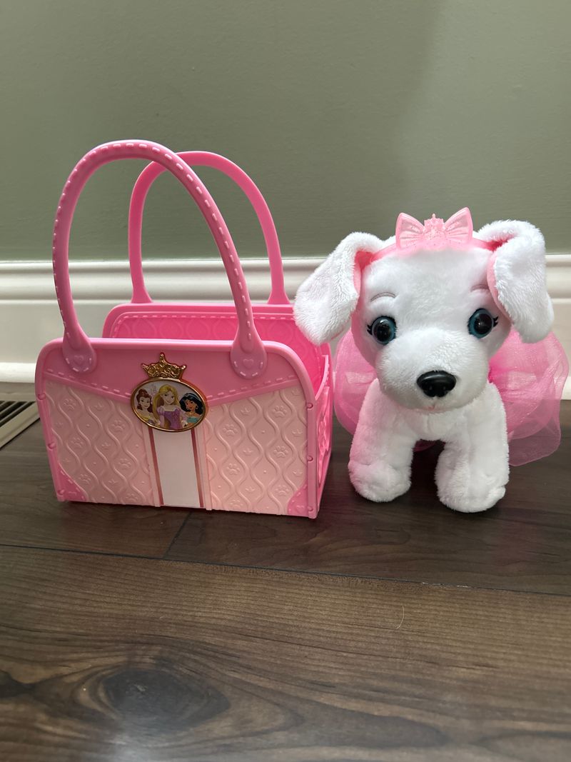 Disney Princess white puppy in pink tutu with carrier Figures and Animals