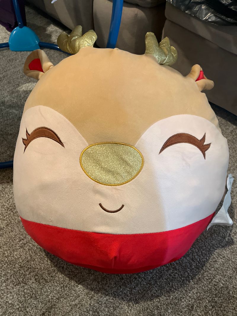 Squish mellow Large reindeer Plush Toys