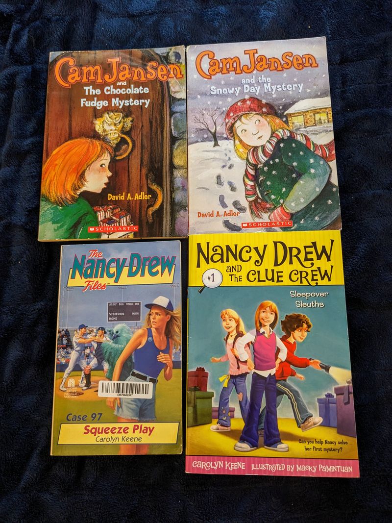 4 mystery books Cam Jensen, Nancy Drew Youth Chapter Book