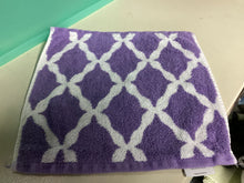 Load image into Gallery viewer, Threshold Purple and white 2 bath towels, 1 hand towel, 3 washcloths
