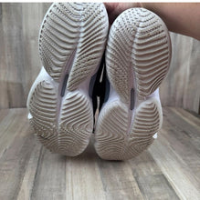 Load image into Gallery viewer, Adidas Adidas Men&#39;s 8.5 D.O.N Issue 4 Basketball Sneakers Black Athleti 8-1/2 (Adult)
