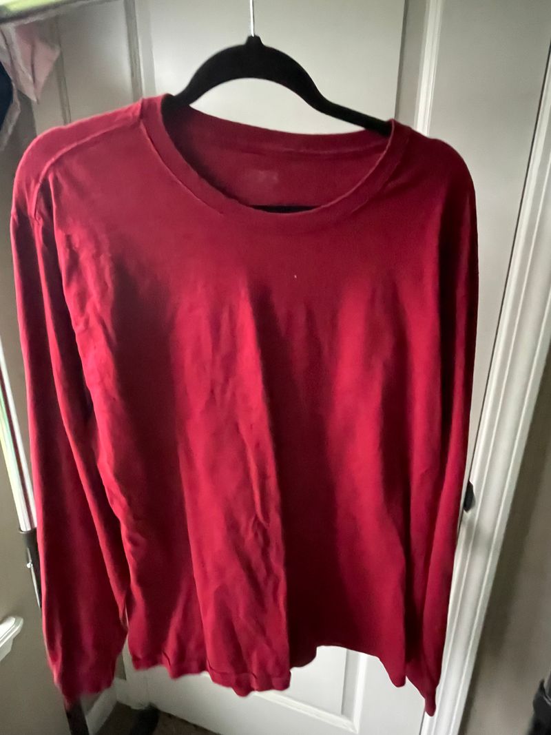 EUC - Jerzees - long sleeve shirt - red  Men's - XL