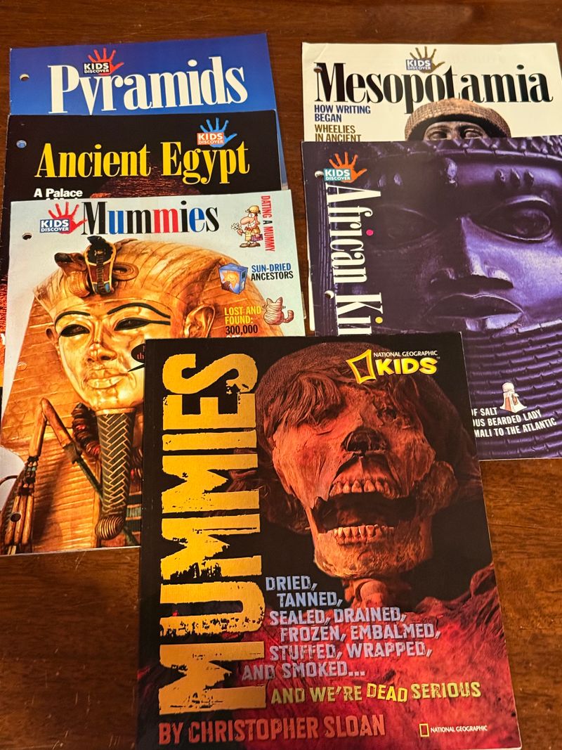 6 Ancient history PB set included National geograp mummies, 5 kids discover magazines egypt, Mesopotamia, africa Homeschool