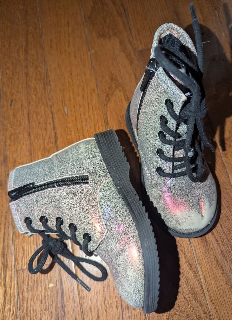 Children's Place Rainbow Lace-Up Boots w side zip Black tie laces and rubber sole 6 (Toddler)