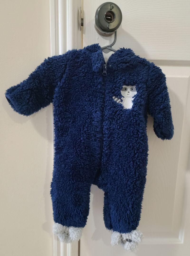 Chick Pea 0-3M fuzzy bodysuit Newborn