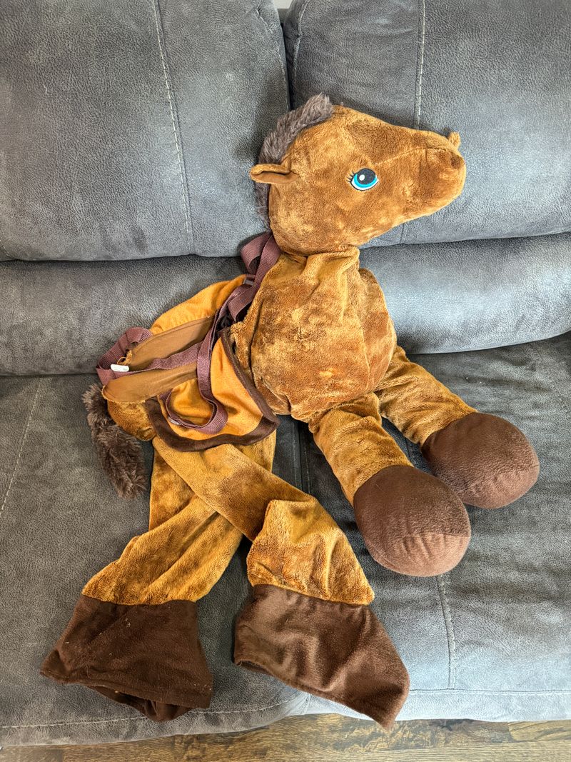 Horse costume, fits 3-6yr old  3T