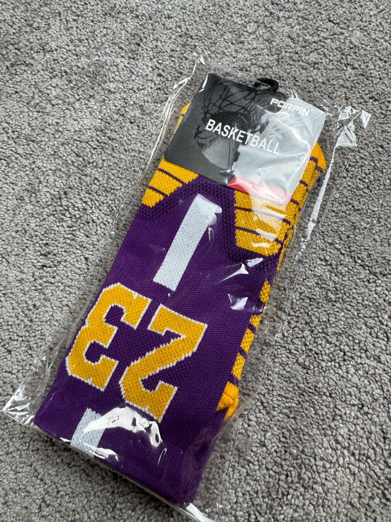 NBA LeBron James socks new