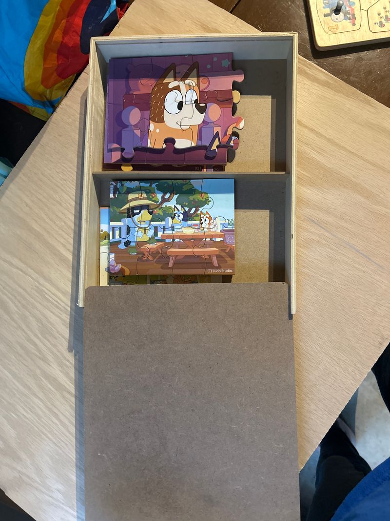5 bluey puzzles, all pieces included