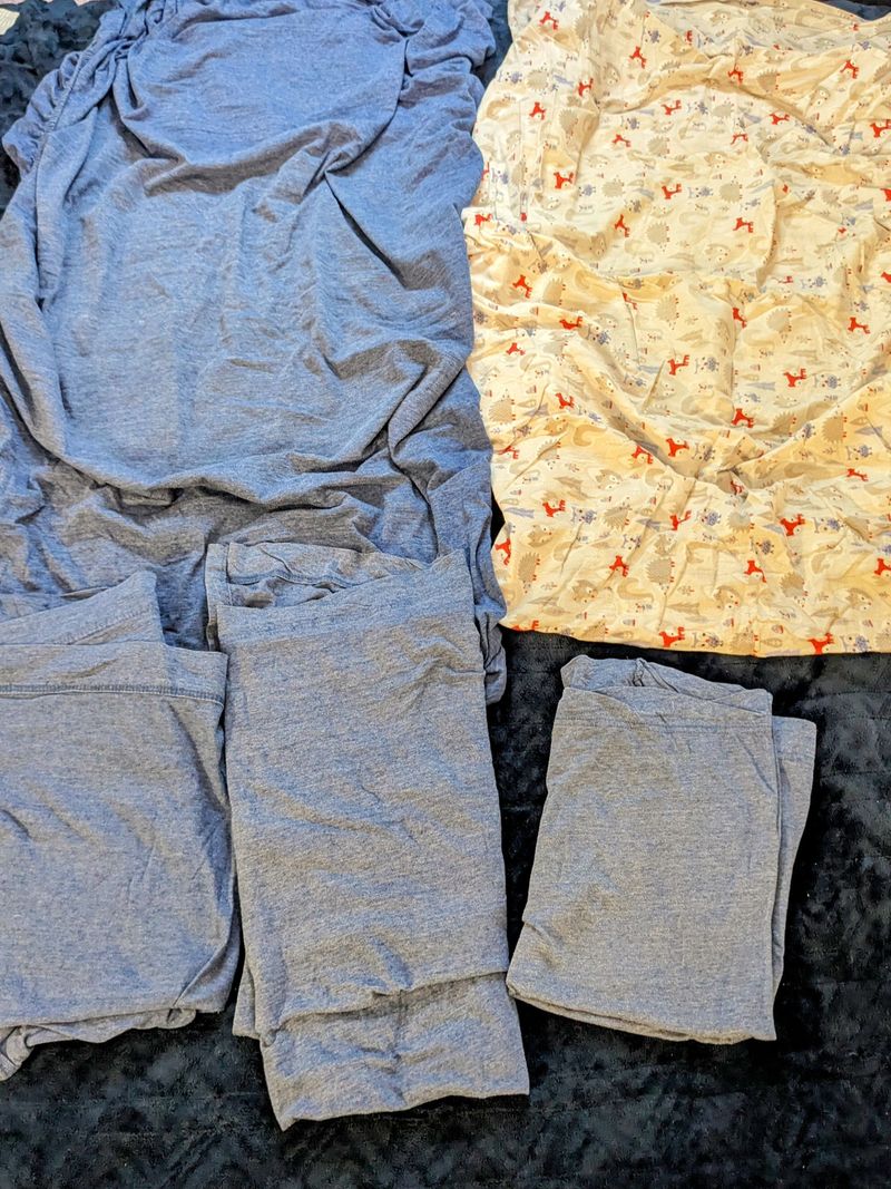 flannel sheet sets 2 fitted sheets, 2 blue flat sheets, 1 blue pillowcase Toddler