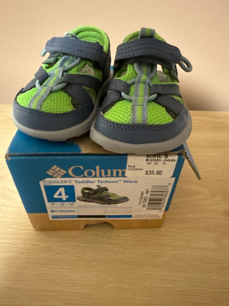 Columbia new in the box. toddler techsun wave 4 (Toddler)