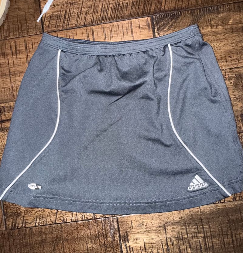 Youth med adidas skirt  10