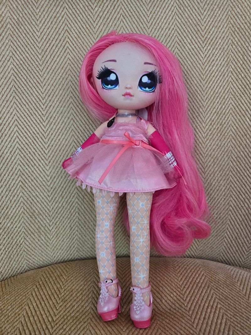 Na! Na! Na! Surprise 12