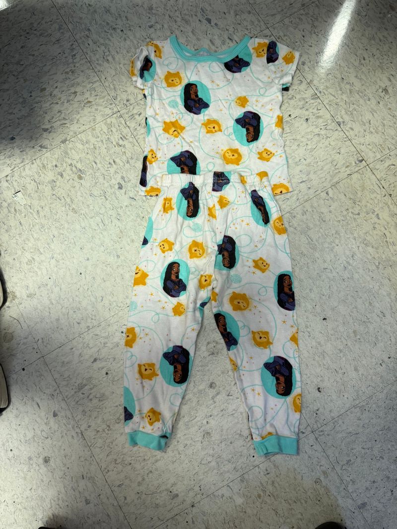 Disney Wish pajamas set 3T