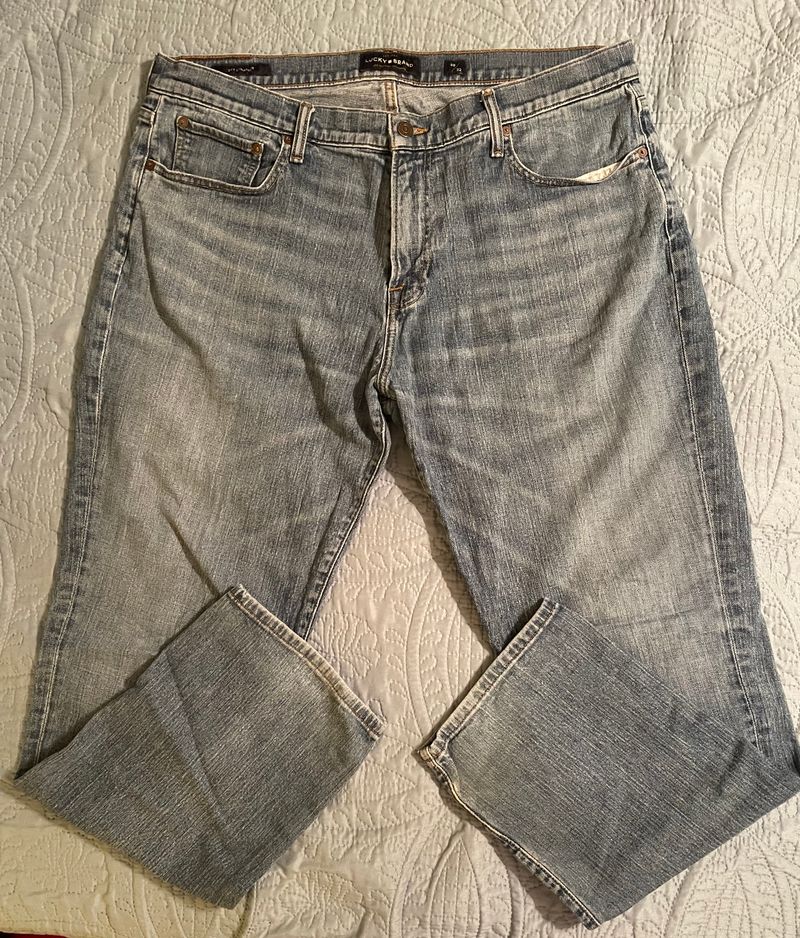Lucky Brand 221 straight fit jeans, 38/32 38