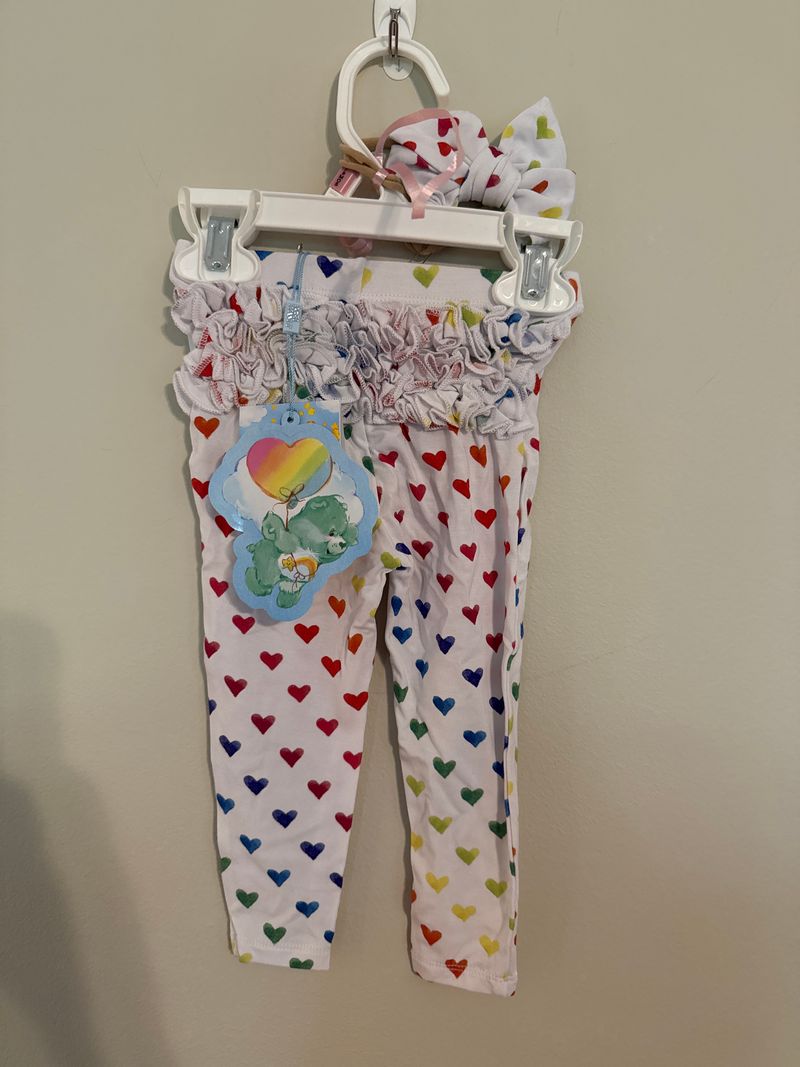 Posh Peanut NWT CareBears rainbow heart ruffle pants with matching bow 12 Months