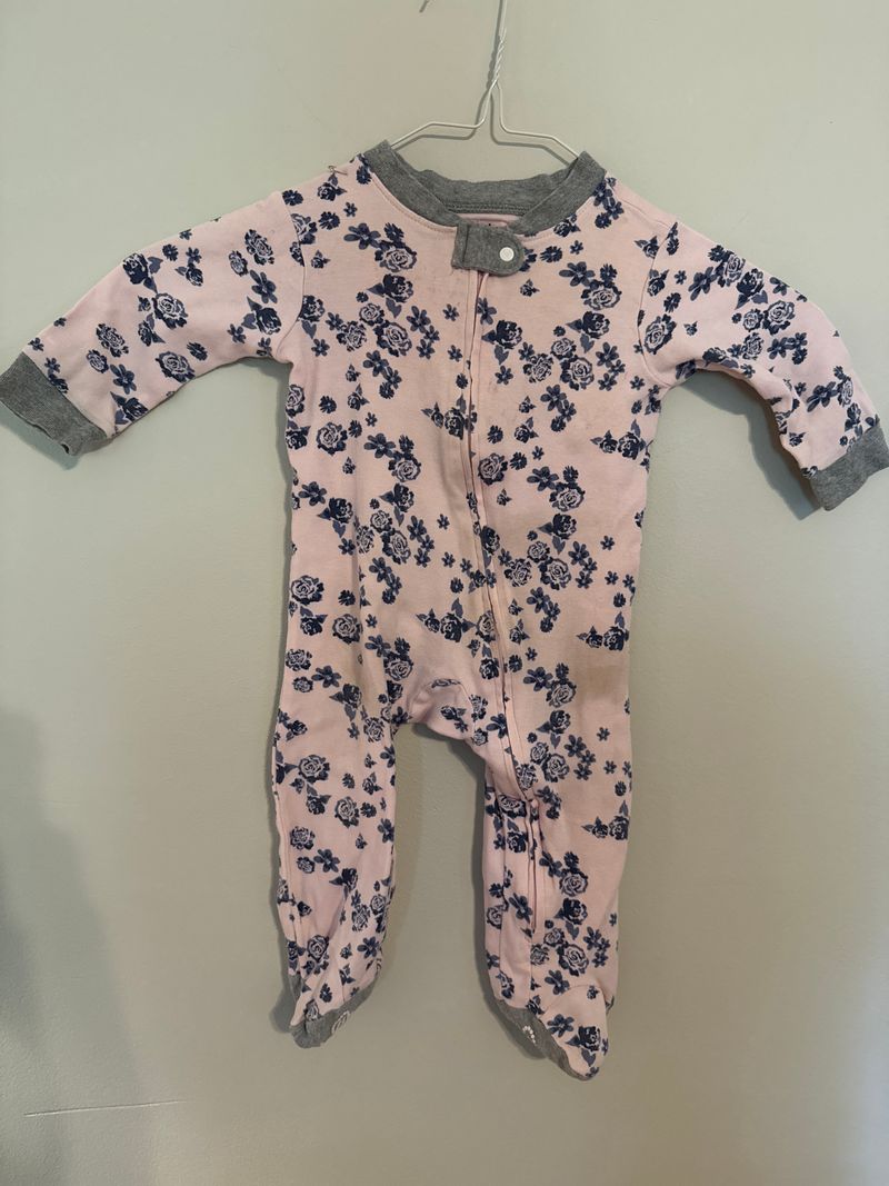 Burts Bees Pink sleeper blue flowers 3-6 months 3 Months