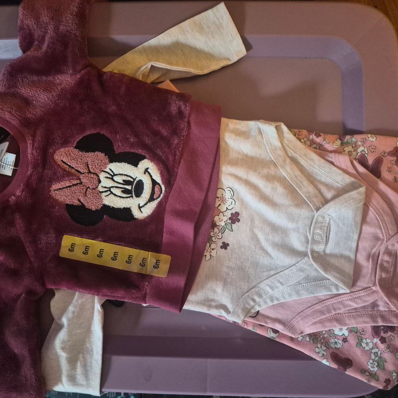 Disney Baby Disney Minnie Outfits 1sweater, 2 onesie,1Pants NWT 6 Months